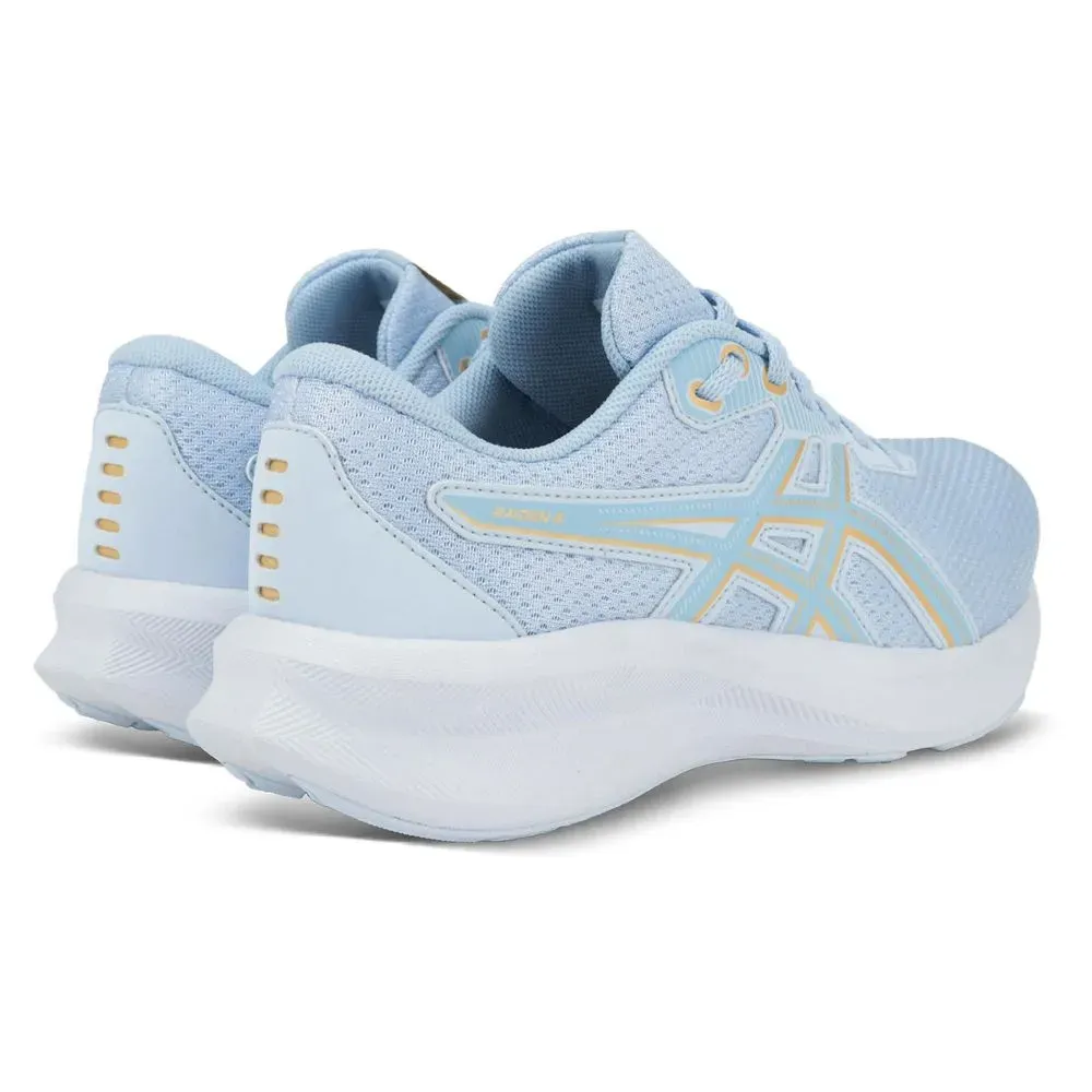 Tênis Asics Raiden 5 azul claro mostrando detalhes do design e conforto